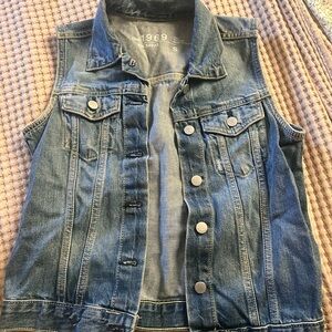 GAP 1969 Denim Vest in Blue